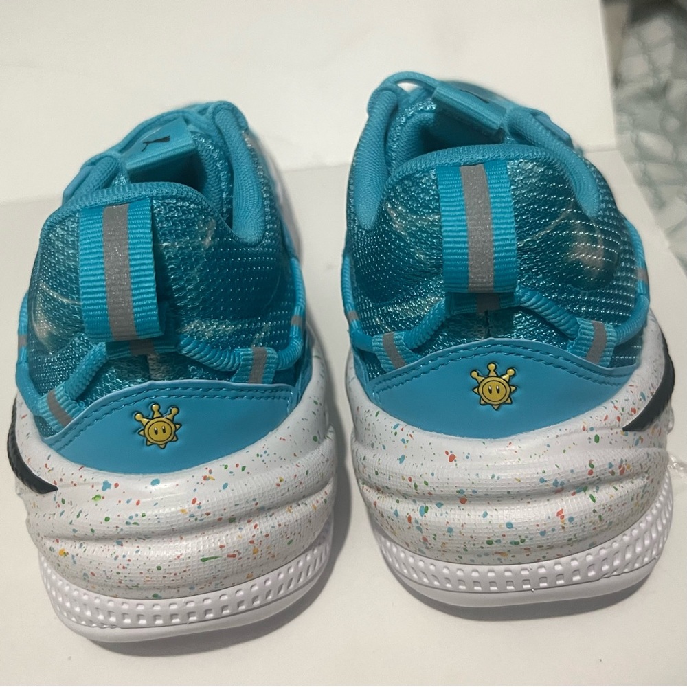 RS-Dreamer Super Mario Sunshine™ Basketball Shoes - Picture 3 of 5